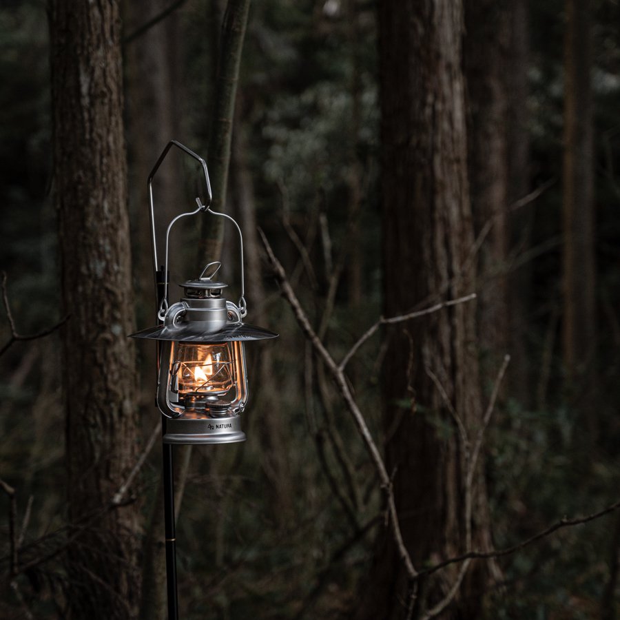 シルバー小型オイルランタン&ランタンシェード【色付きホヤ・真鍮ネームプレート付き】