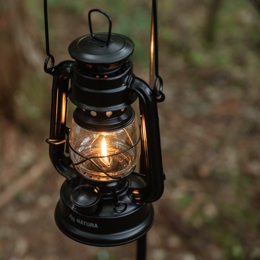 マットブラック小型オイルランタン&マットブラックシェード【色付きホヤ・真鍮ネームプレート付き】