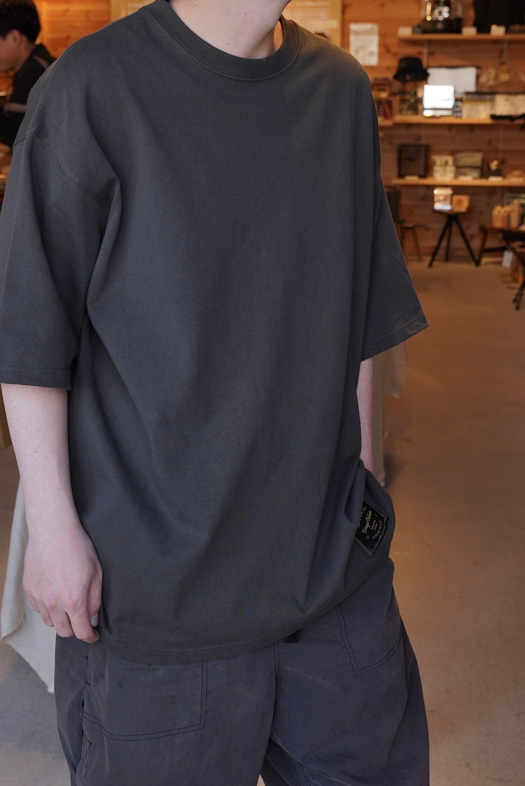 YURA Tシャツ