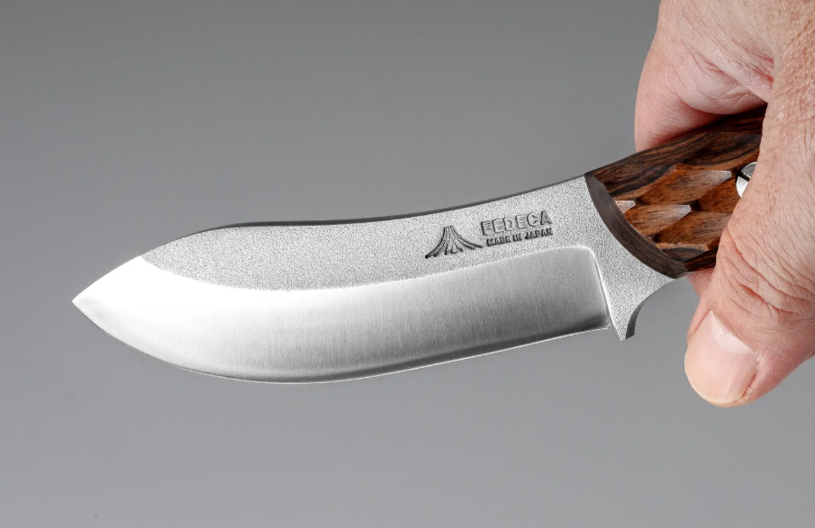 ブッシュクラフトナイフ