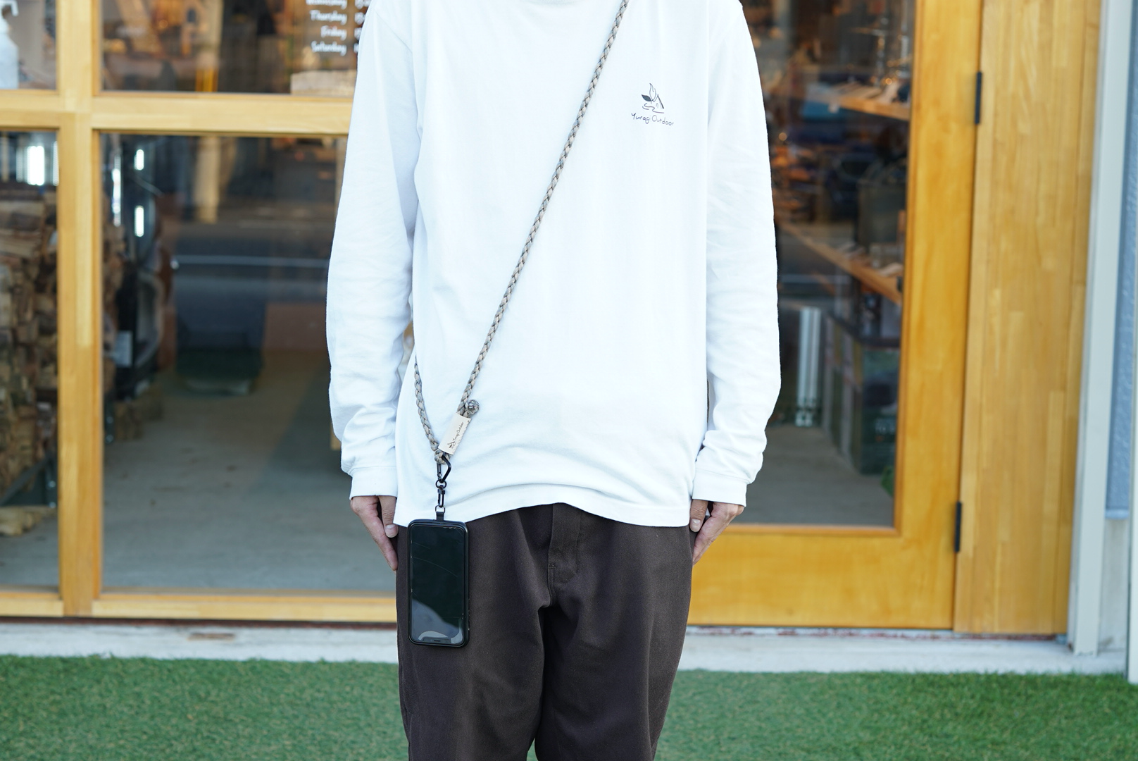 YURAGI OUTDOOR オリジナル携帯ストラップ