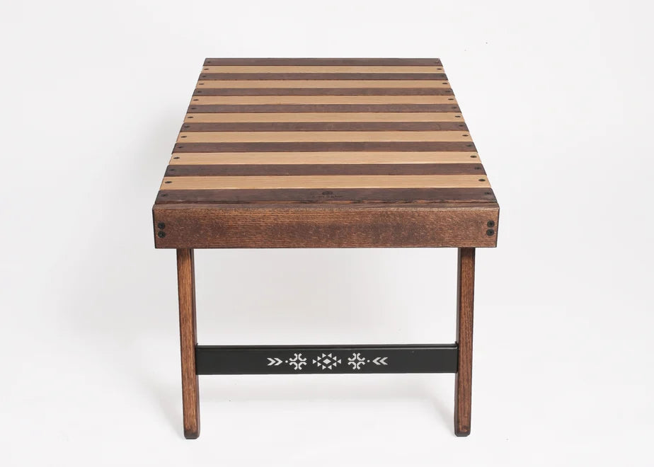 ゼブラテーブル