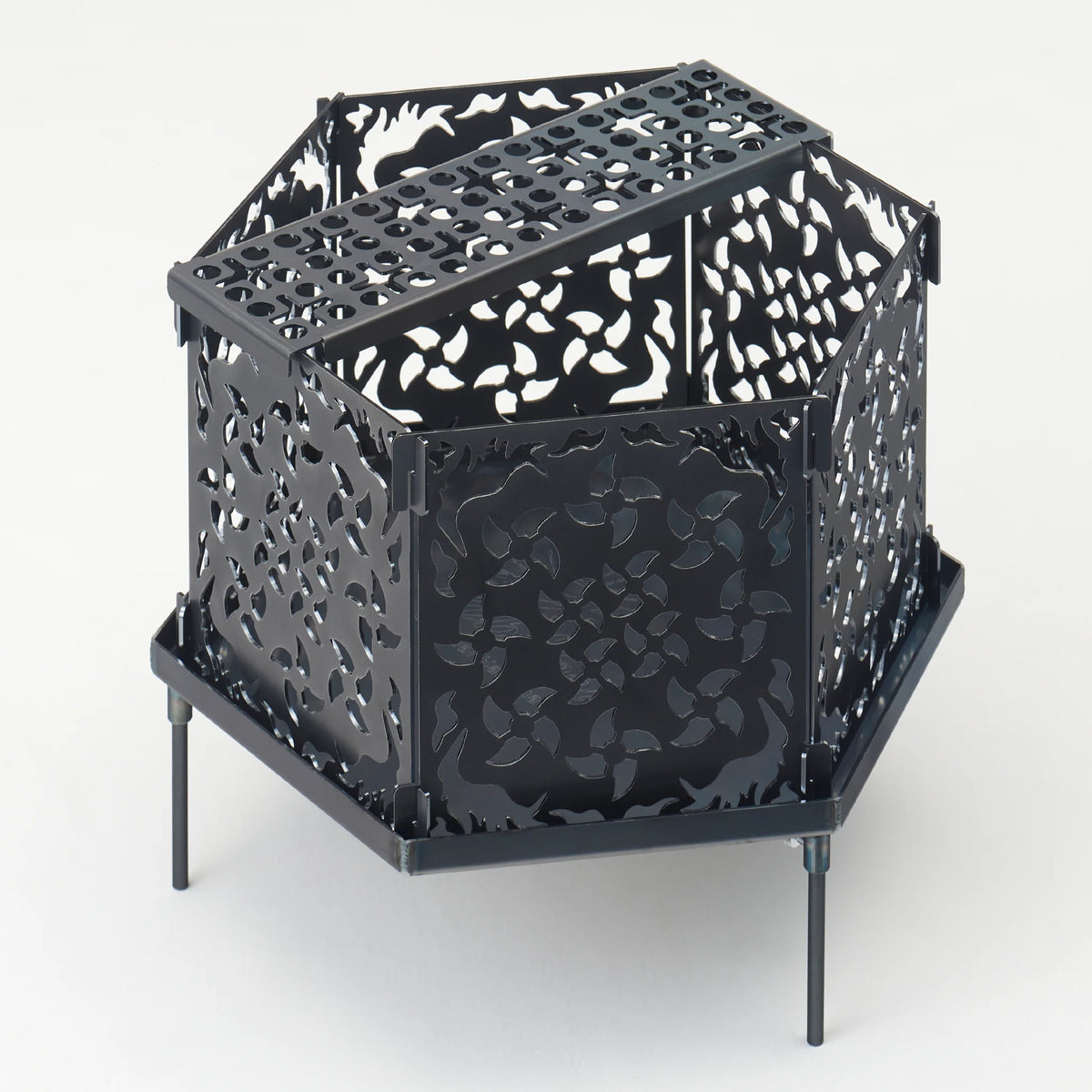 組立式焚火台「ken-shuri」(ケンシュリ)/【黒皮鉄】