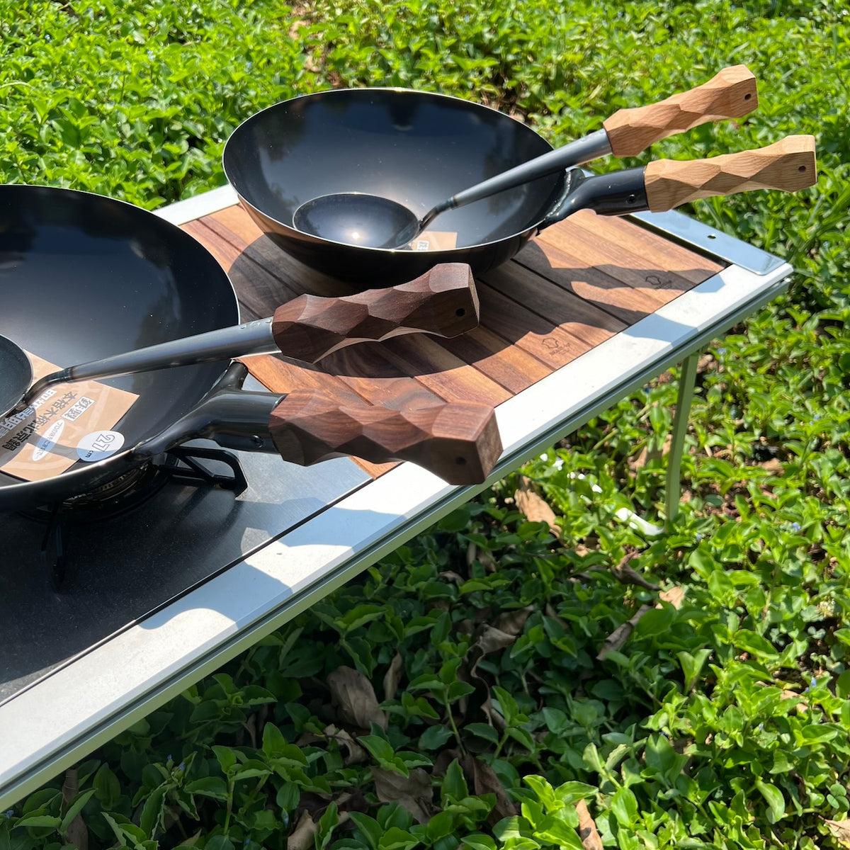 KAKUMARUおたま＆中華鍋　セット　材質:オーク 6c6880ca8010f3f7a3883b99fbbc28