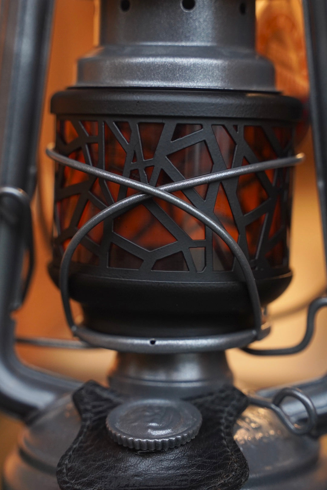 Iron glove アンバー