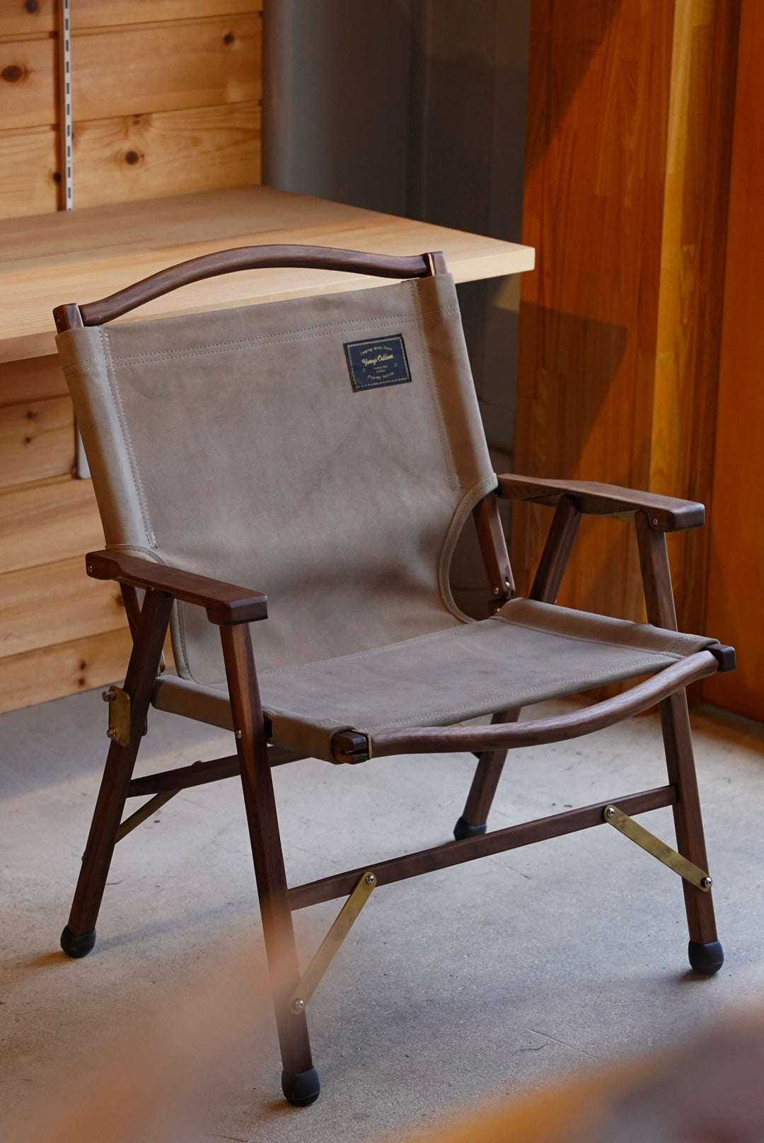 スエードレザー座面