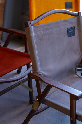 スエードレザー座面