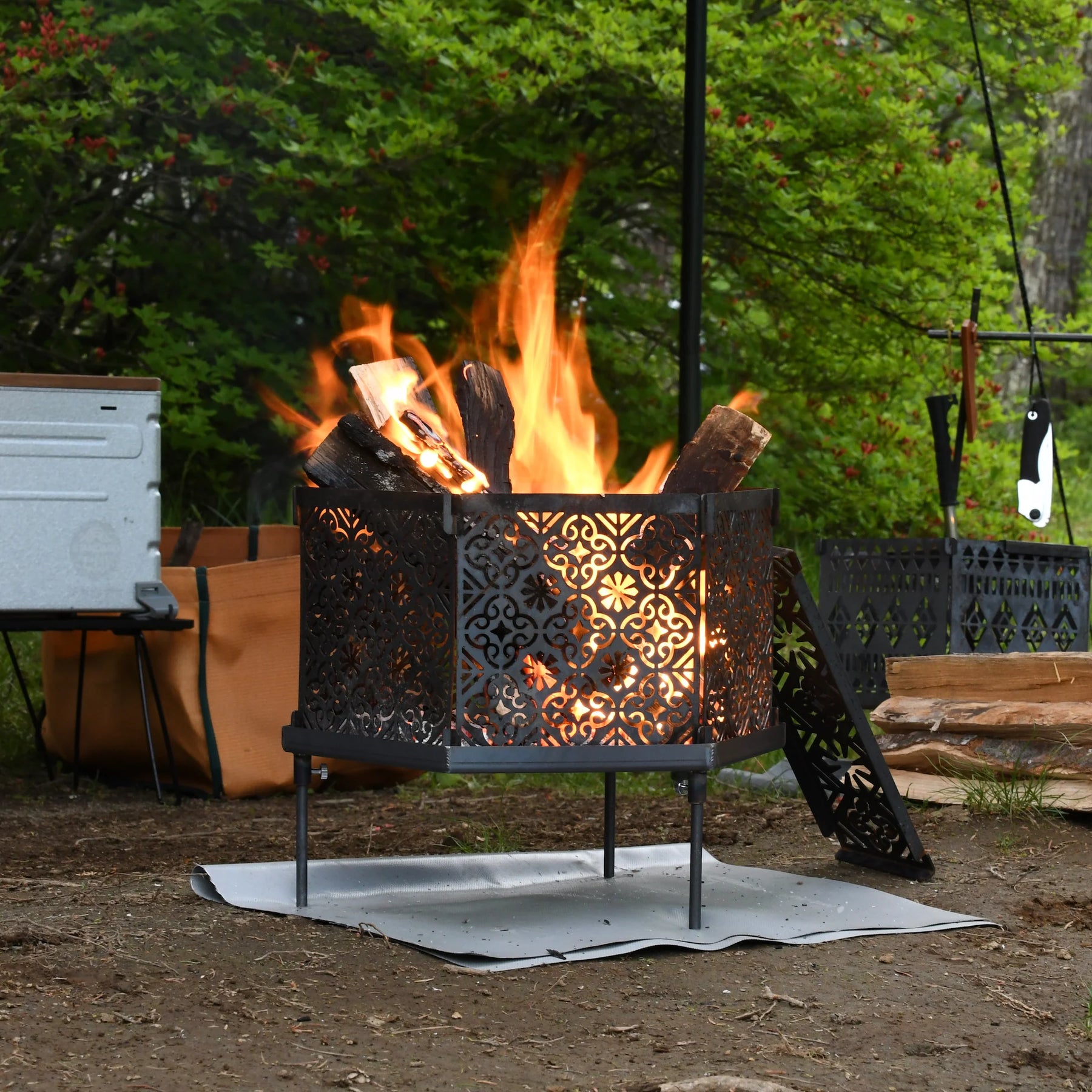 Assembled open fire stand "Rabat" / [black steel]